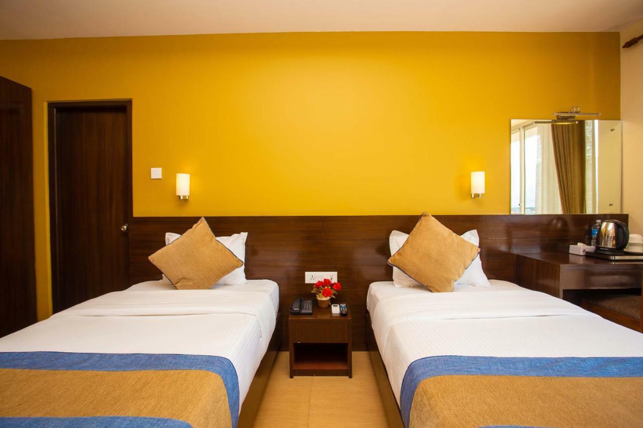 Hotel Lake Paradise Pokhara Eksteriør bilde