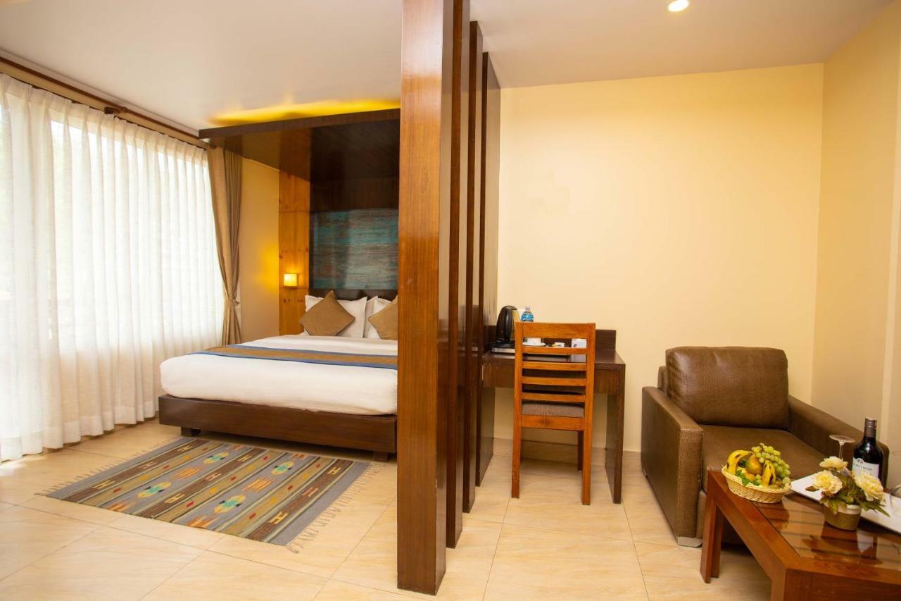 Hotel Lake Paradise Pokhara Eksteriør bilde
