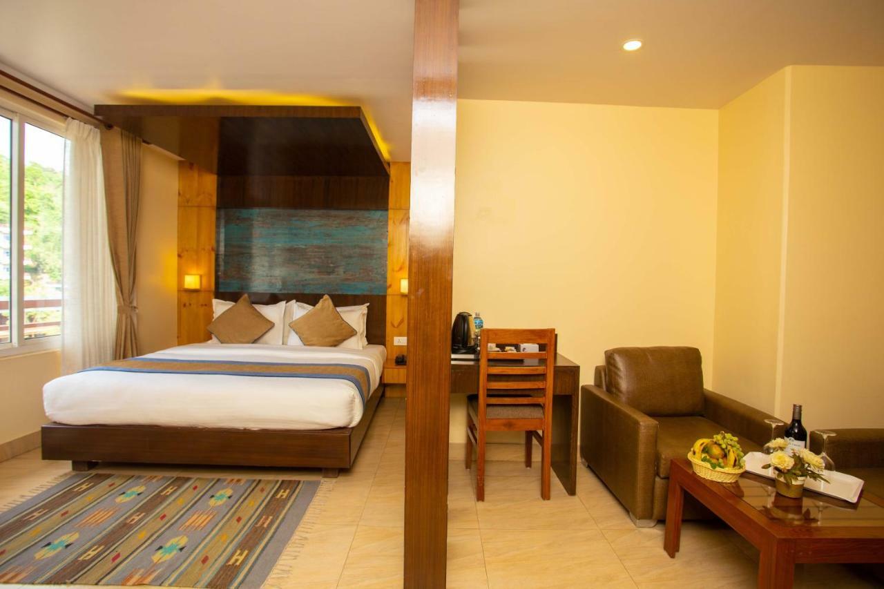 Hotel Lake Paradise Pokhara Eksteriør bilde