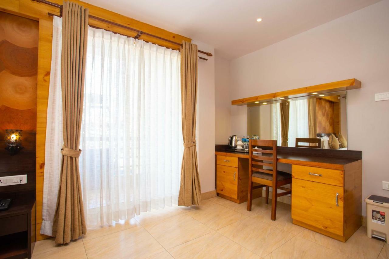 Hotel Lake Paradise Pokhara Eksteriør bilde