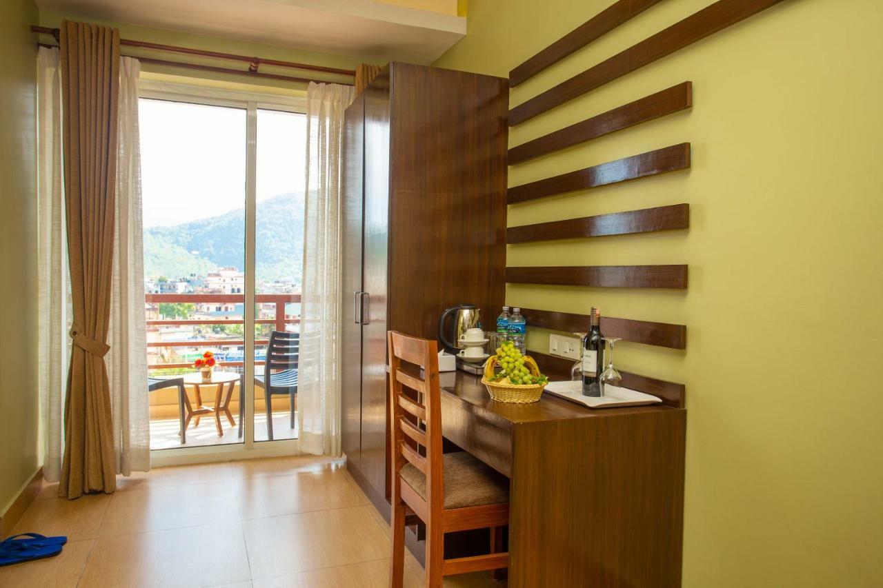Hotel Lake Paradise Pokhara Eksteriør bilde